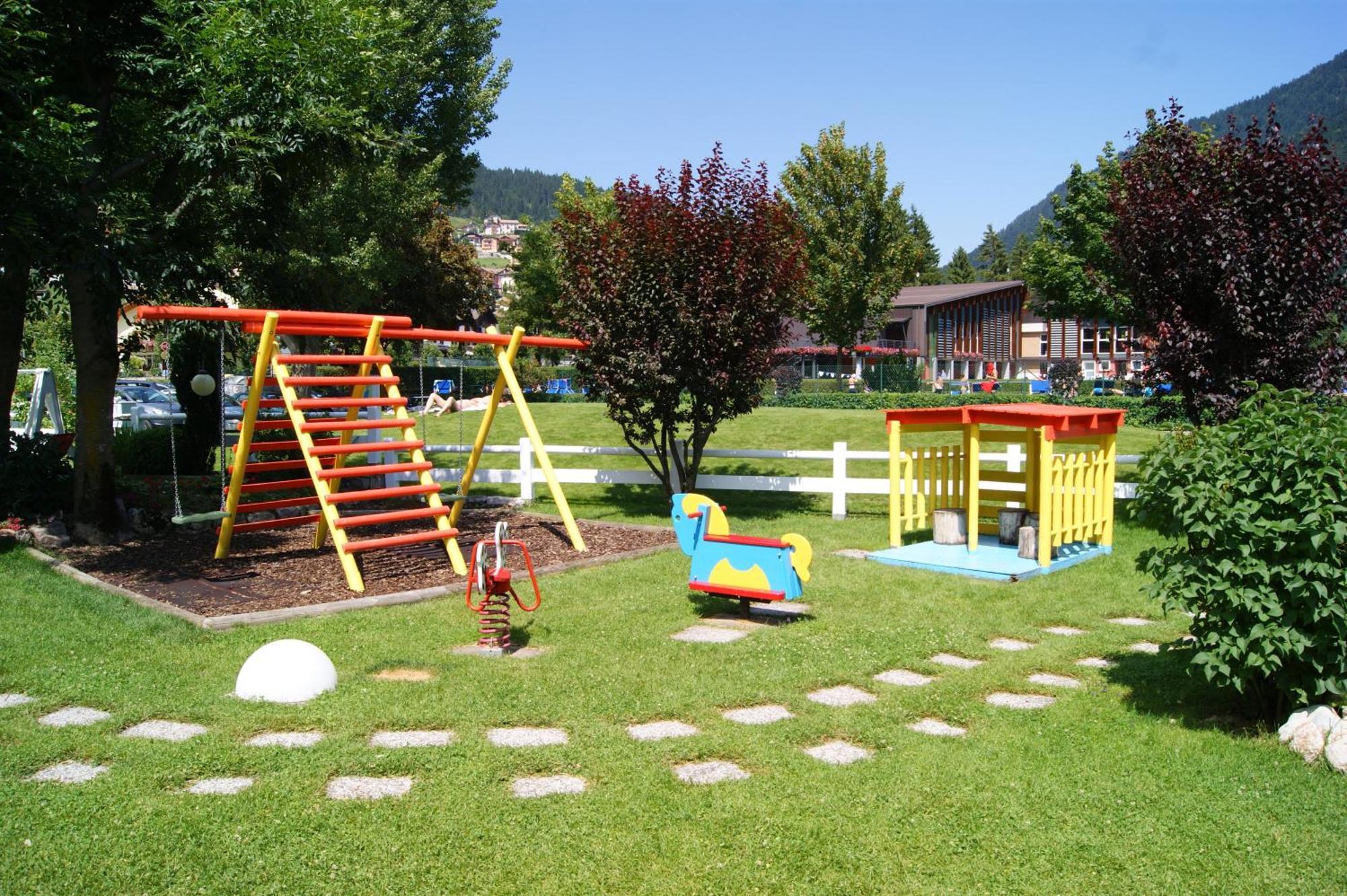 Garden Hotel Bellariva Molveno Zewnętrze zdjęcie